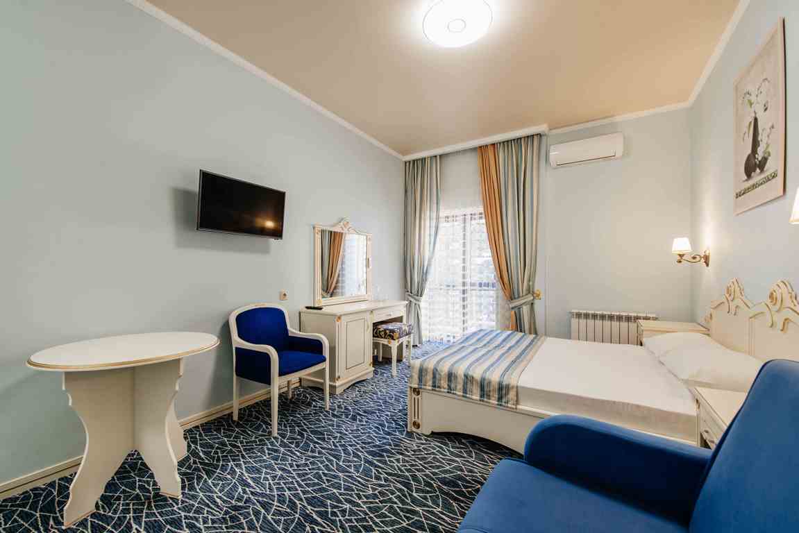 Стандарт на троих - фото 3