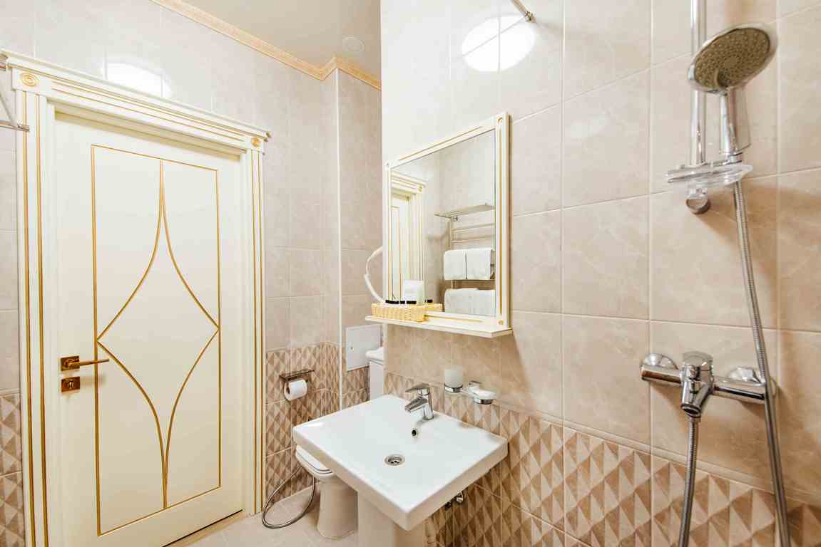 Стандарт на троих - фото 5